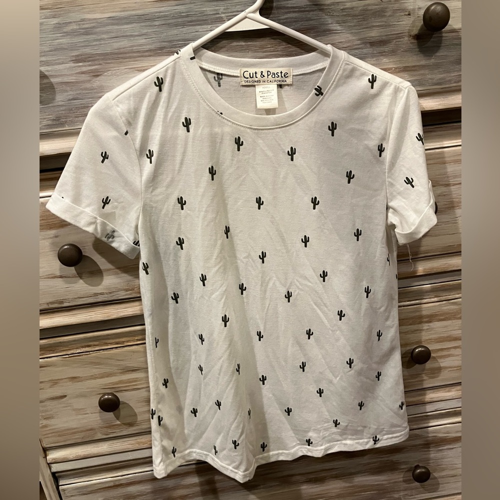 Cut & Paste cactus tee